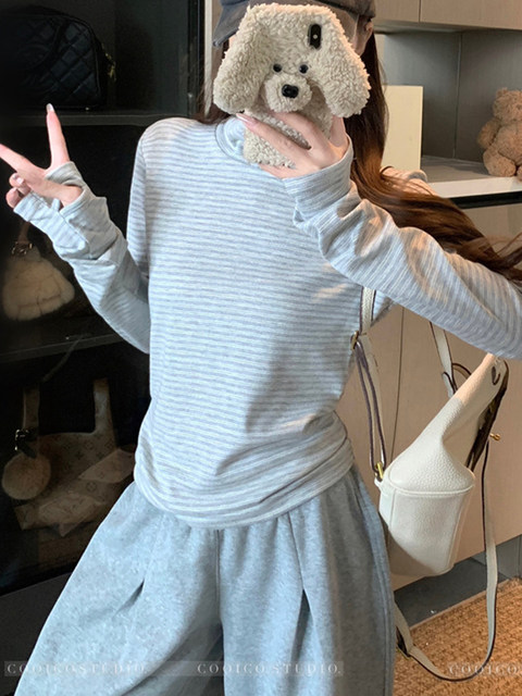 Fleece-Lined, Brushed, Warm, Versatile Striped T-Shirt for Women, New Autumn and Winter Style, Unique Button Design, High-Neck Base Shirt