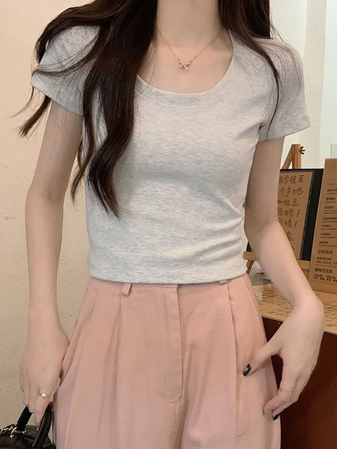 Burgundy Short-Sleeved T-Shirt for Petite Women, Showing Collarbone, Summer New Fashion, Low Round Neck, Regular Shoulder, Short Top ins