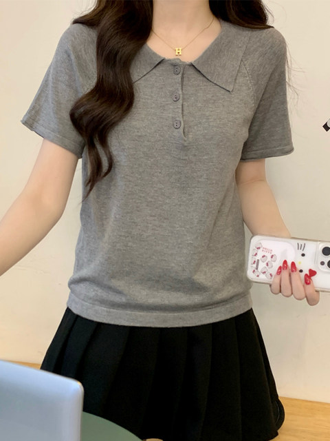 Gray Simple Casual Polo Collar Raglan Sleeve Knit Top for Women, Fashionable Button-Down Turn-Down Collar Loose Versatile Short-Sleeve Shirt