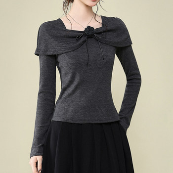 Dark Gray Stylish Floral T-Shirt for Women, Winter Ins Niche High-End Versatile Short Knit Base Shirt