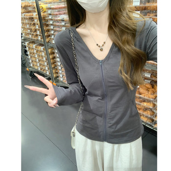 Fashionable and Simple V-Neck Zip Pocket Sun Protection Jacket for Women, 2026 Spring New Slim-Fit Long-Sleeve Cardigan Coat