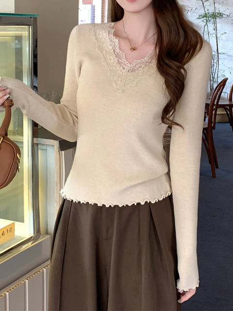 2025 New French-Style Lace V-Neck Knit Sweater for Women, Unique Slim Fit, Super Flattering Winter Base Layer Top