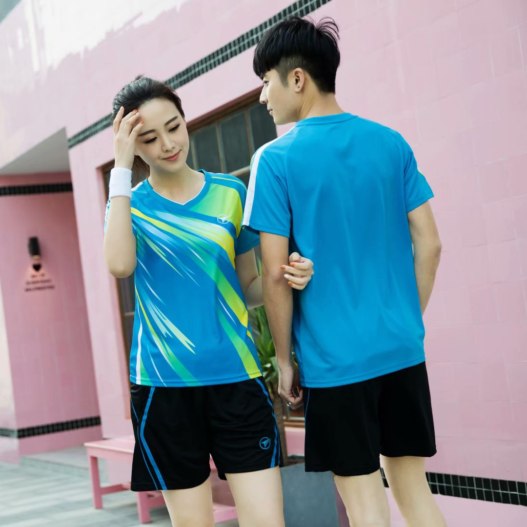 Đàn ông và phụ nữ chất lượng cao với cùng một đoạn quần áo bóng chuyền bóng chuyền khí cầu lông ngắn tay cầu lông quần áo in ấn tùy chỉnh trên lục lam 	quả bóng chuyền bao nhiêu tiền	