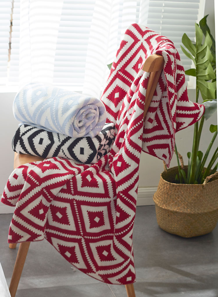 Nordic mô hình trang trí phòng Độc bông chăn mền chân giường để có một giấc ngủ ngắn beanbag mùa hè chăn đỏ giản dị - Ném / Chăn chăn lông cừu chữ vạn