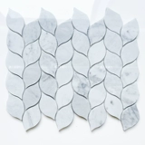 Мраморная мозаика Черно -белая французская ретро ванная комната ванная комната для ванной комнаты джазовый белый каменный фон стена крыльца