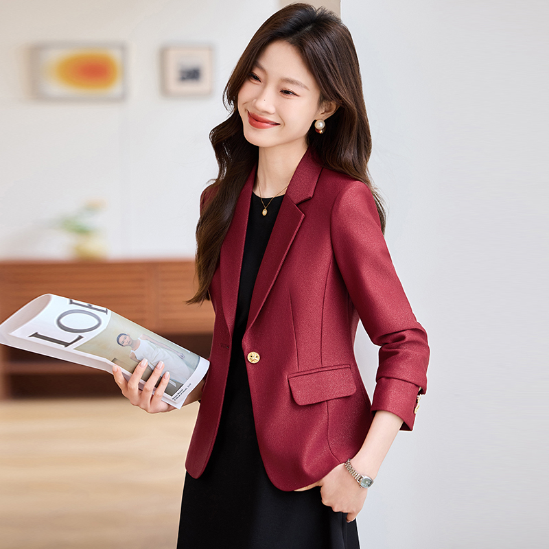Burgundy Blazer for Women, Spring and Autumn, Korean Style, High-End, Slim Fit, Short Style, Fashionable Women's Blazer
