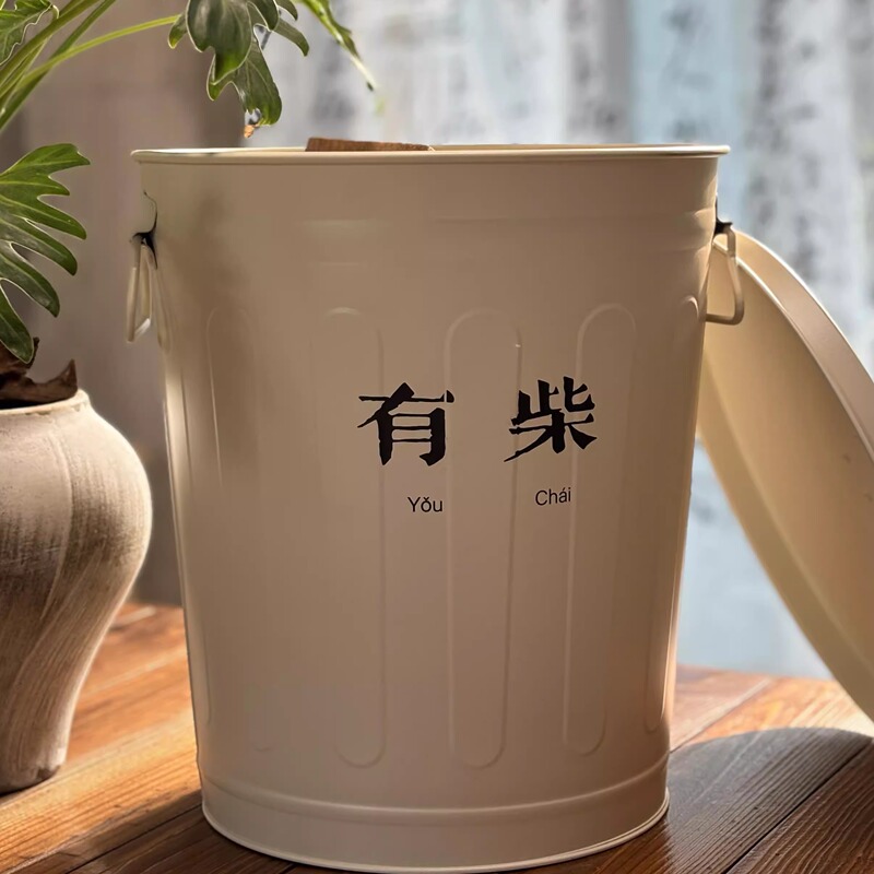 Milky White Outdoor Camping Round Sorting Trash Can, Wood Block Firewood Storage Bucket, Painted Iron Bucket with Lid