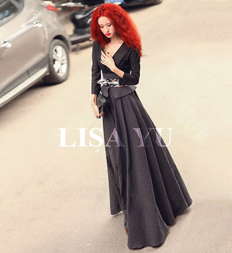 LISA YU mới mùa xuân và mùa hè áo ren retro cotton V-cổ tay áo bảy điểm Áo sơ mi mỏng chạm đáy áo sơ mi cộc tay nữ