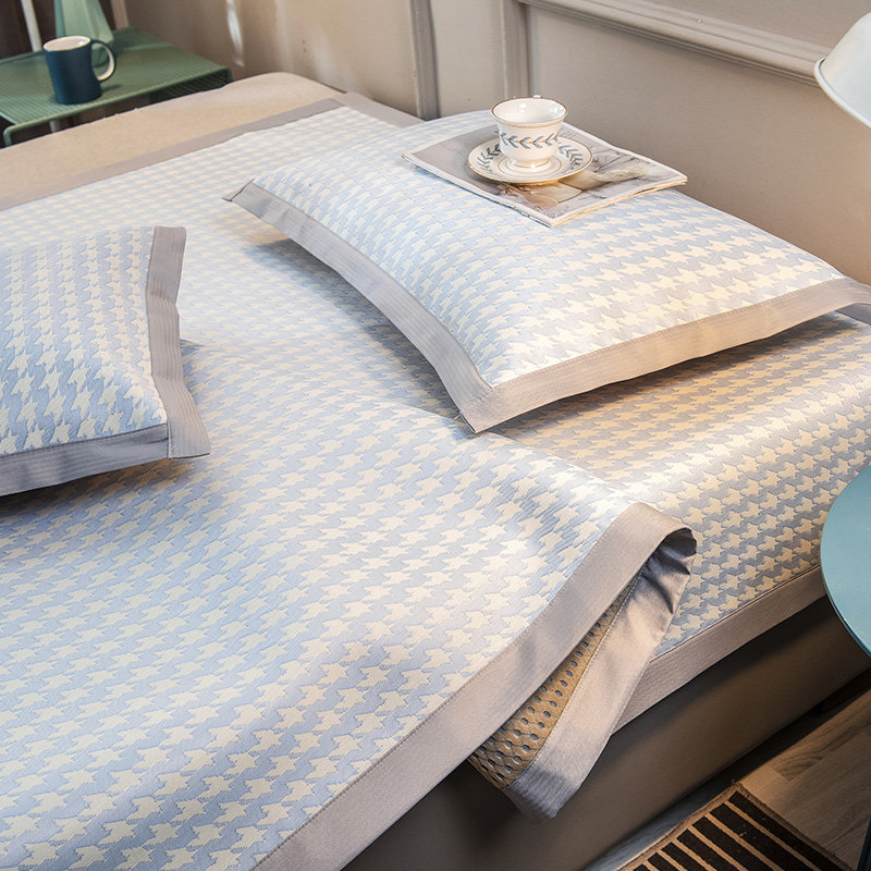 High-end ice silk cool mat Three sets of washable folding summer 1 5 m 1 8 anti-slip domestic machine wash air conditioning cool mat