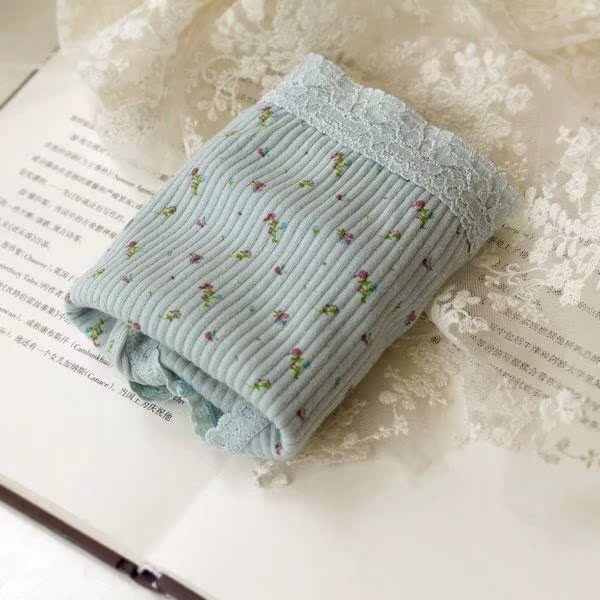 4 eo cao thoải mái cotton thoáng khí mùa thu và mùa đông chất béo chị đồ lót kích thước lớn bông tam giác nữ đồ lót