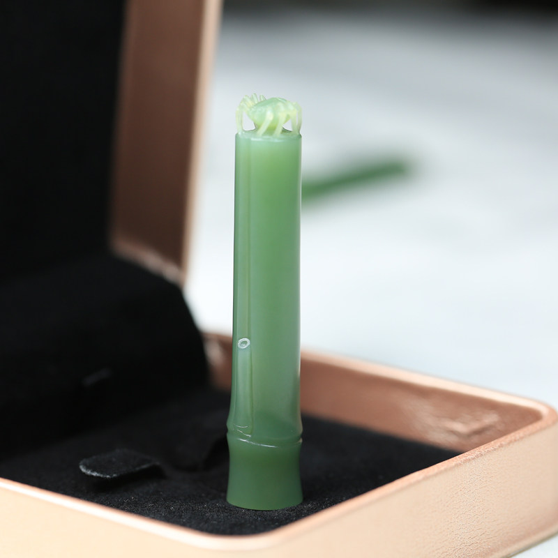 He Shibi Content Hetian Jade Necklace Pendant Bamboo Pendant Jasper Pink Green Russian Jasper Old Material