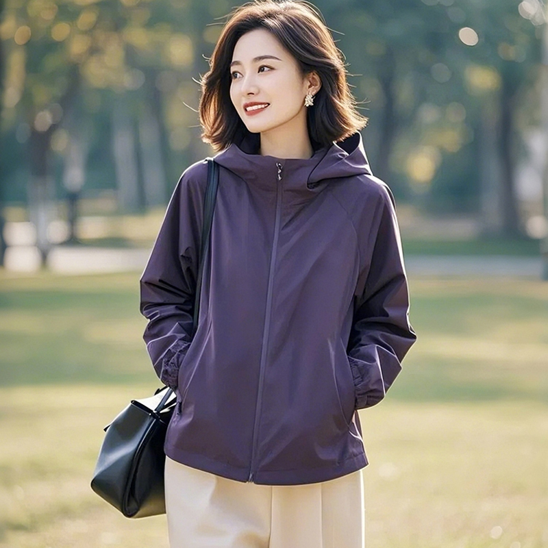 Age-Reducing, Beautiful and Stylish Jacket, 2026 Spring and Autumn New Style, Unique and Exquisite Purple Jacket for Women, Plus Size Mom's Wear
