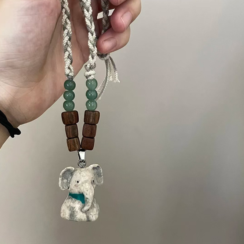 Coffee Grounds Elephant Necklace, Vintage Woven Distressed Sweater Chain Pendant, Niche Design, Gift for Friend's Birthday Coffee Grounds Elephant Necklace, Vintage Woven Distressed Sweater Chain Pendant, Niche Design, Gift for Friend's Birthday