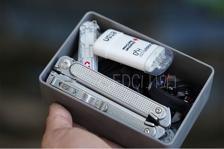 Титановые сплавы супер Коробка выживания ЧПУ ЧПУ один резьба Пустой супер непобедимый edc в коробку Выживание Судного дня 3 