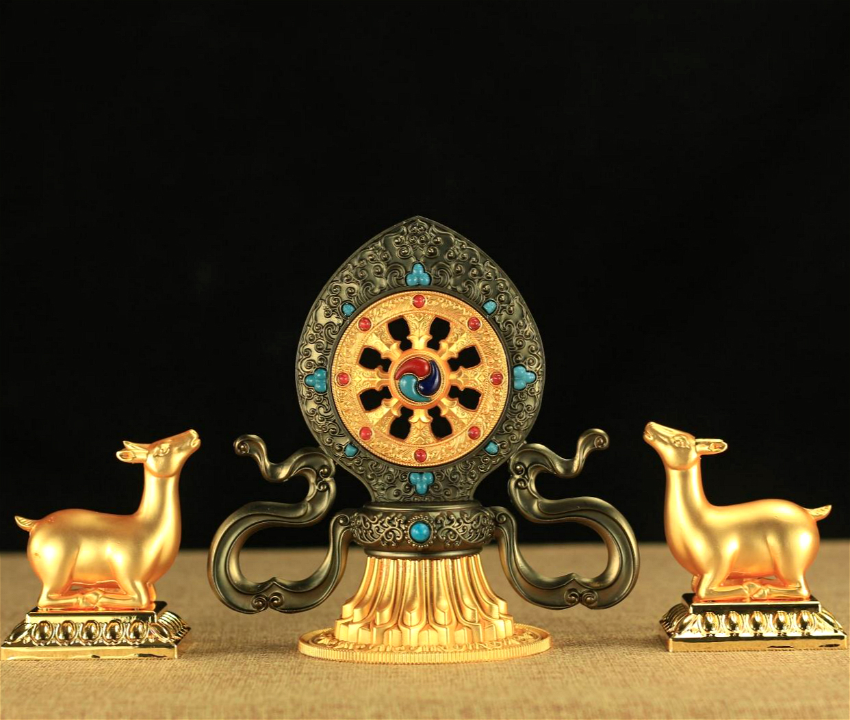 Tibetan Buddhist supplies Buddha Hall offerings Exquisite ten-inch Jokhang Temple double Deer Falun ornaments Falun treasure pure copper