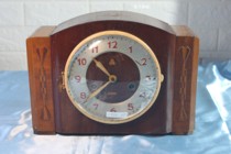 Sanwu brand 555 table clock produced by Shanghai Clock Factory in 1964 during the public-private partnership period all-copper movement