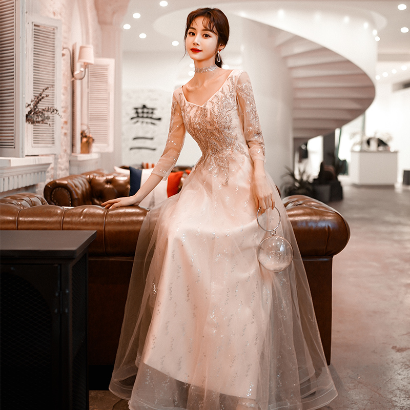 Plus Size Evening Dress for Women 2023 New Style Noble and Elegant Socialite Banquet Temperament Long Princess Fairy-Like Host Dress