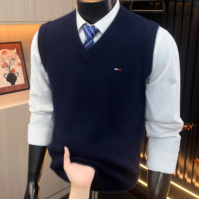 American Genuine 100% Pure Wool Vest Men's Waistcoat 2026 Autumn and Winter V-Neck Sweater Thickened Knitted Vest