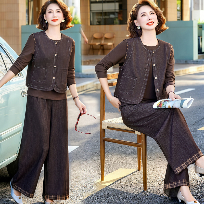 Elegant Mother's Clothing, New Autumn Style, Stylish Vest Three-Piece Set, Middle-Aged and Elderly Women's Spring and Autumn Base Shirt, Wide-Leg Pants Suit Elegant Mother's Clothing, New Autumn Style, Stylish Vest Three-Piece Set, Middle-Aged and Elderly Women's Spring and Autumn Base Shirt, Wide-Leg Pants Suit