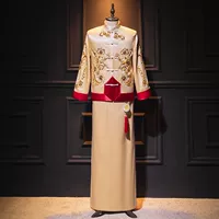 Модель мужской шампанского