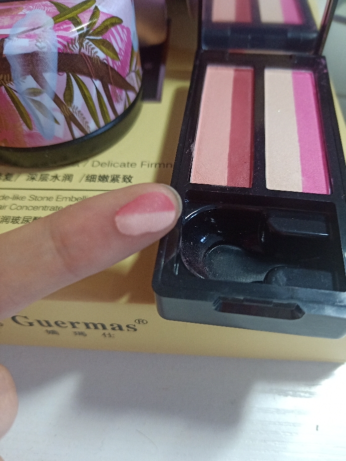 蓝色之恋一款很牛的眼影这个牌子怎么样好用吗，使用测评（网红推荐）,第10张