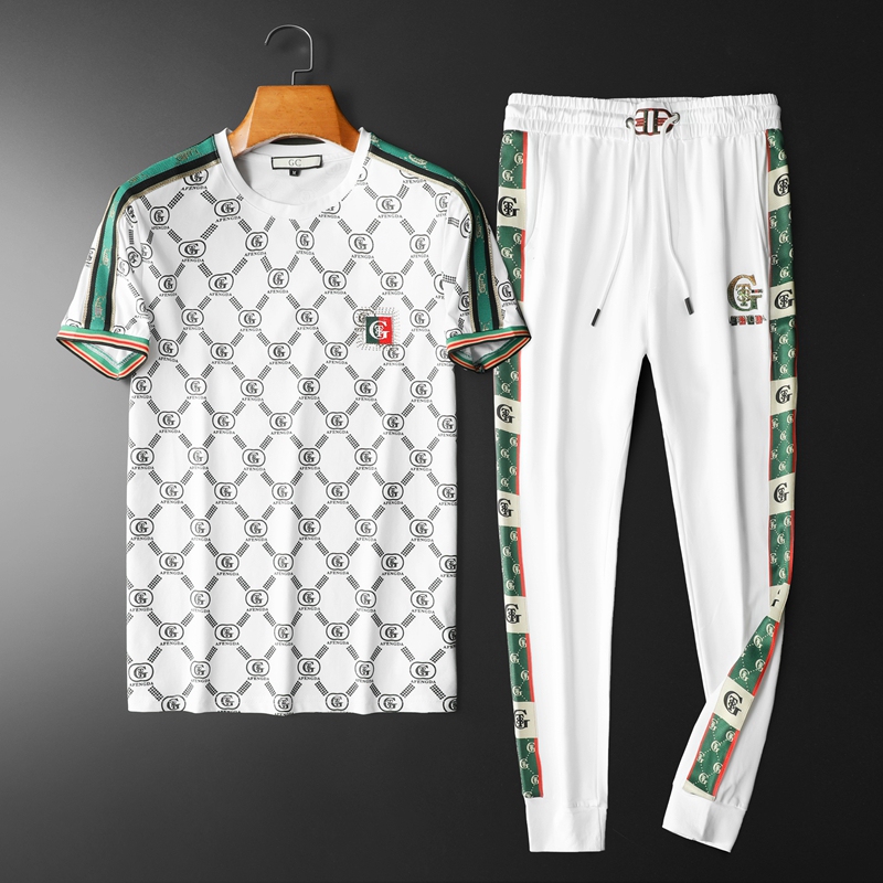 European Station Cool Luxury Casual Sports Suit Men's Letter Full Print Stitching Fashion Short-Sleeved Pants Two-Piece Set European Station Cool Luxury Casual Sports Suit Men's Letter Full Print Stitching Fashion Short-Sleeved Pants Two-Piece Set