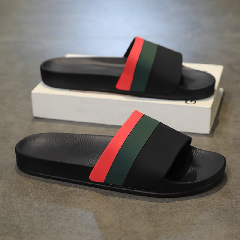 Men's Slippers 2026 New Summer Outdoor Wear Super Popular Couple Outdoor Driving Non-Slip Wear-Resistant Home Sandals Trendy