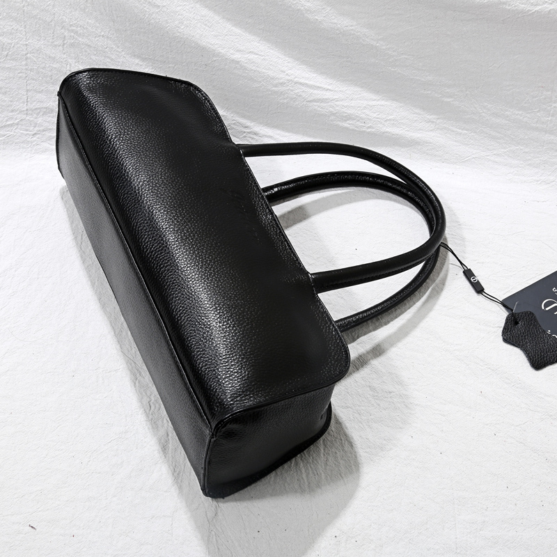 2026 New Boston Women's Bag, First-Layer Cowhide Underarm Baguette Bag, Hand-Held Half-Slope Bag, Fashionable Genuine Leather Pillow Bag