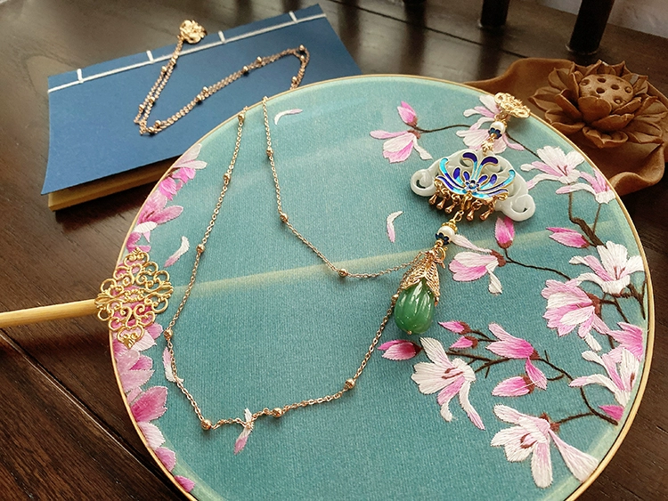 MJ072 Đối tác máu nóng bức sườn xám ngực treo chuỗi dài trâm cài cổ áo trang sức cổ sử dụng kép chấm cui - Trâm cài