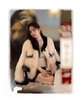 Champs Elysees thousands of gold 2023 New imports Rammed Fox Fur Young Whole Leather Belly Fur Straw Jacket Woman