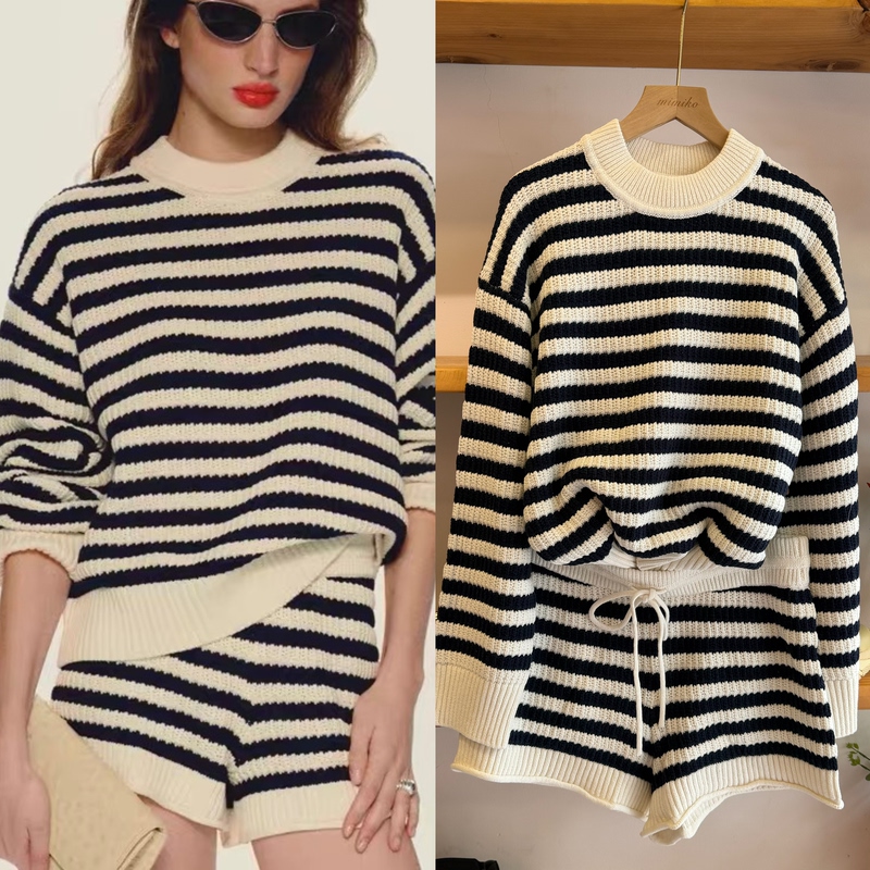 Ref Early Autumn New Striped Knit Sweater + Drawstring Striped Shorts Women's Set Ref Early Autumn New Striped Knit Sweater + Drawstring Striped Shorts Women's Set
