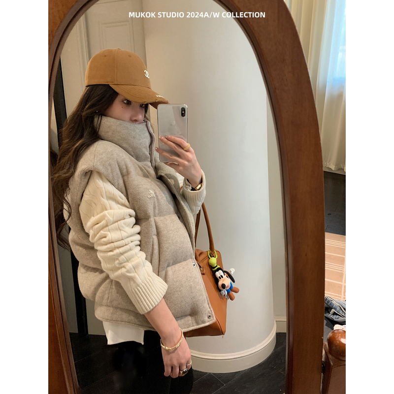 Mukok Winter Warm Vest ~ Autumn and Winter White Duck down Vest for Women, Stylish and Fashionable for Petite Figures