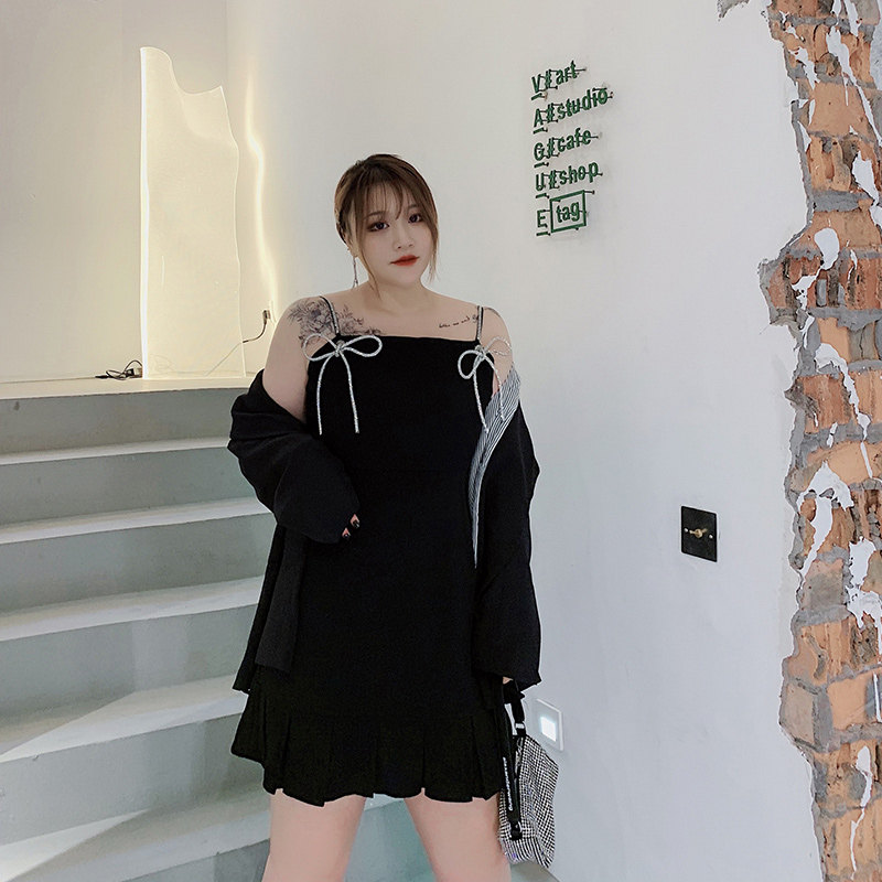 Xitonger large size women's clothing fat mm loose and thin bow bright diamond bottoming suspender skirt covering belly Western style dress