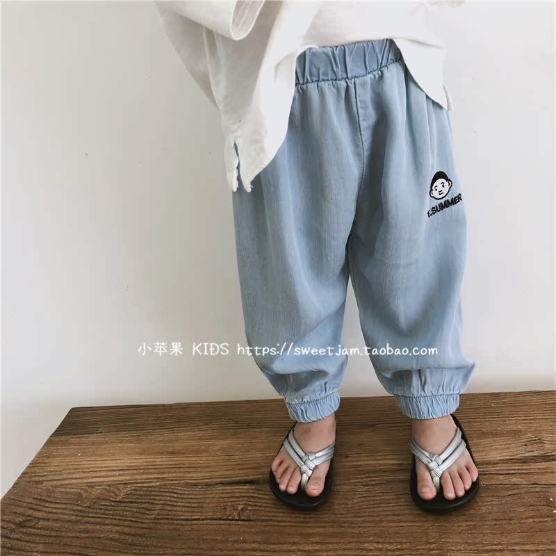 Apple 19 Summer Phiên bản mới của Hàn Quốc Bé trai và bé gái Nhẹ mềm Tencel chống muỗi Lantern Jeans - Quần jean quần áo thể thao trẻ em