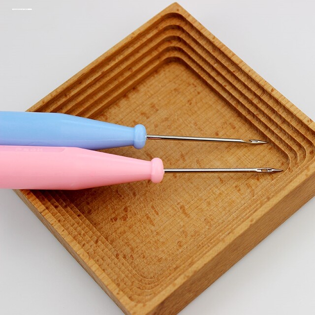 Round hole awl plastic handle pick needle upper sole crochet hook awl needle with hole house tools DIY