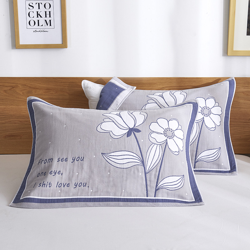 Pure cotton 40 strands of six-layer gauze pillow towels with soft and comfortable pro-skin couple pillow towels thickened up 78 * 52CM pair