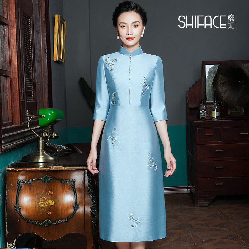 Elegant Mother-In-Law Cheongsam Dress 2026 New Classy Wedding Banquet Outfit New Chinese Style Can Be Worn Casually