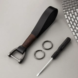 Плетеный кожаный креативный брелок ручной работы, подвеска подходит для мужчин и женщин, цепь для влюбленных