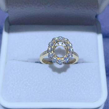 18k gold au750 zirconium ring with moissanite diamond
