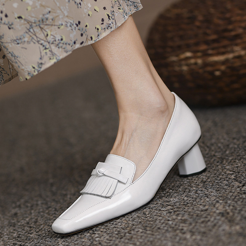 Mai pony shoes women's 2021 new all-match leather square toe tassel small leather shoes white middle heel soft leather shoes women