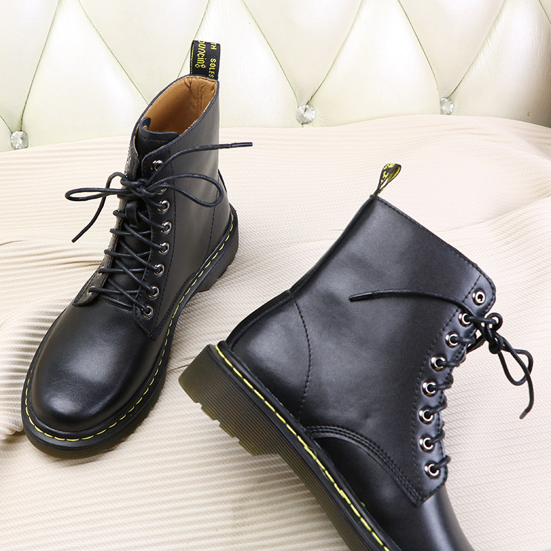 2021 autumn breathable 8-hole Martin boots female British single boots retro wild leather black motorcycle flat ankle boots