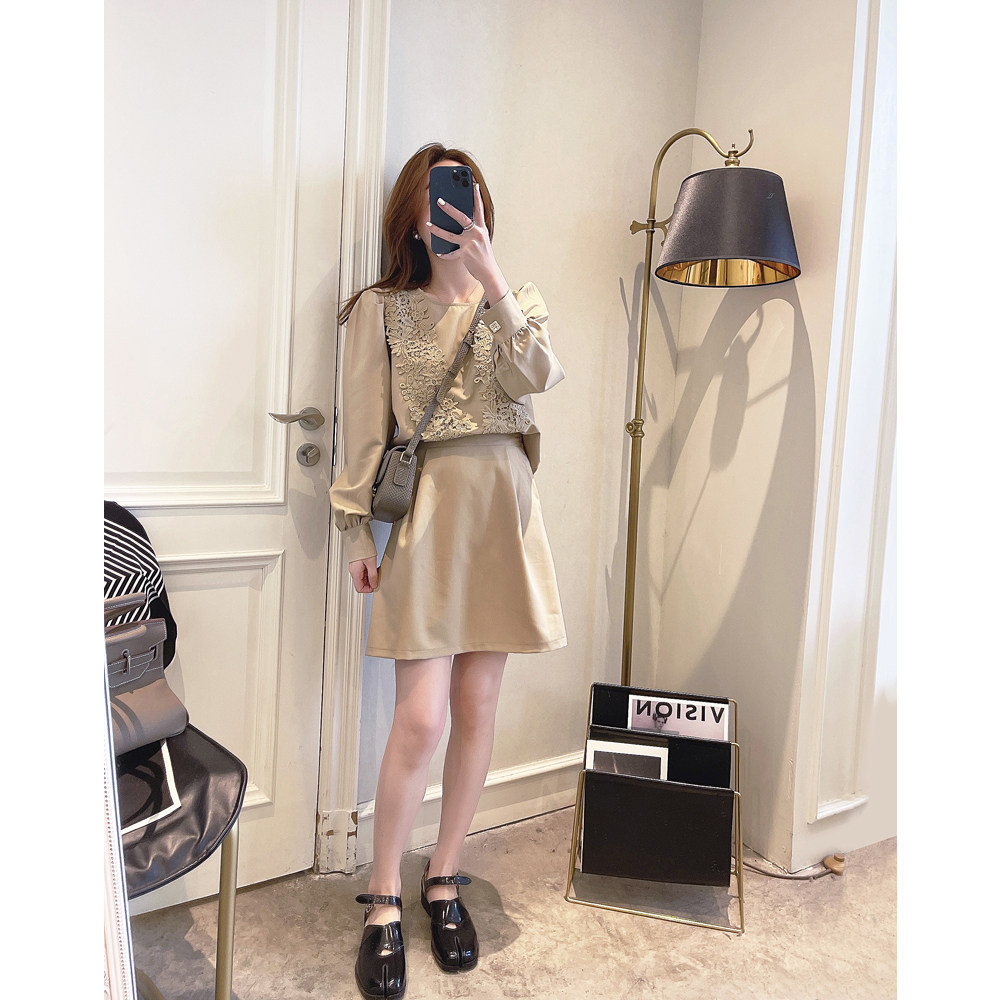 Suit 2022 spring new women's clothing Korean version of the fashion family style long-sleeved shirt skirt two-piece women's