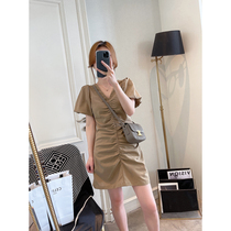 Even dress design feeling small crowd 2022 Summer new womens clothes Korean version Fashion v Collar Folds Bubble Sleeves Skirt children