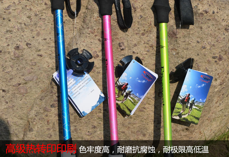 Ngoài trời siêu nhẹ hợp kim nhôm khóa trekking cực đi bộ gậy ba phần kính thiên văn đi bộ gậy đi bộ dính carbon đẹp gậy leo núi carbon