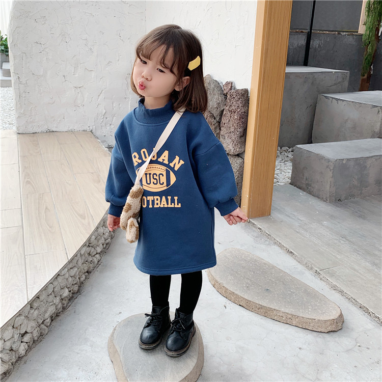 Children's tops autumn and winter 2022 children's clothing new girls' treasure Korean version of the Western style thickened and velvet mid-length sweater skirt trend