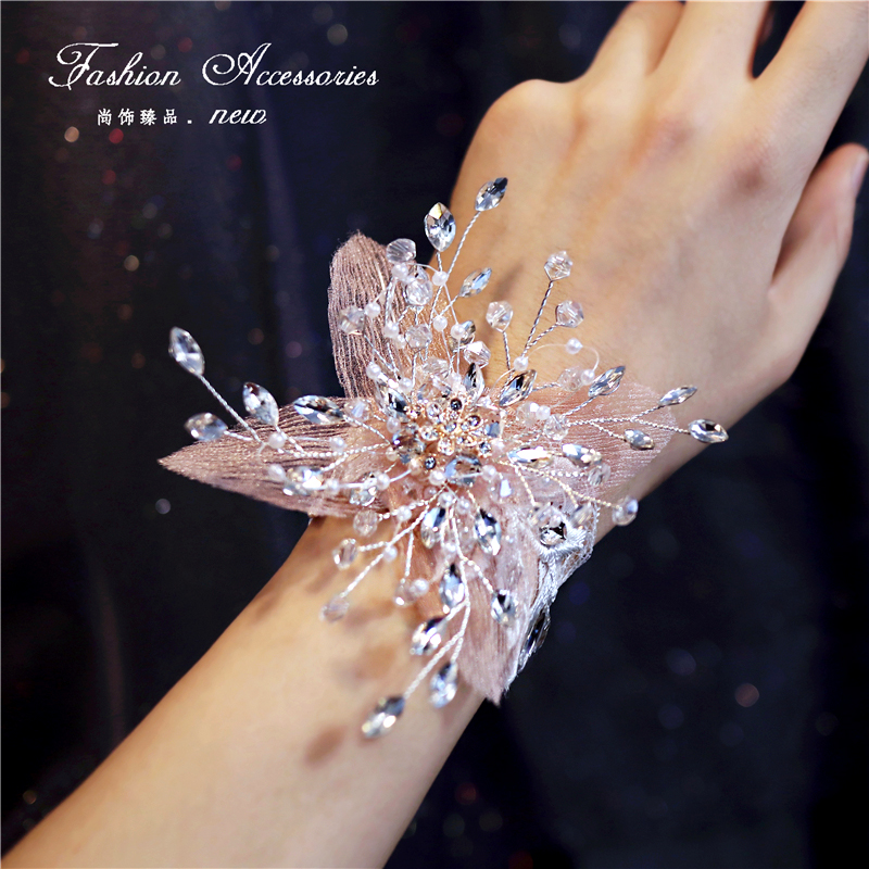 2021 new European-style high-end luxury bride wrist flower bridesmaid hand flower fairy beautiful flower branch exquisite wedding accessories