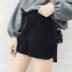 Quần short nhung nữ 2018 mùa thu mới phiên bản Hàn Quốc của quần ống rộng màu đen retro cho sinh viên thời trang hoang dã quần thẳng quần đùi bò nữ Quần short