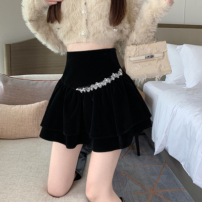 taobao agent Black velvet demi-season pleated skirt, mini-skirt, Chanel style, high waist, suitable for teen