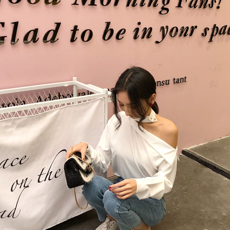 Hồng Kông hương vị retro chic nhỏ sexy từ cổ áo off-vai dài tay áo sơ mi trắng khí hoang dã đáy áo sơ mi nữ áo sơ mi trắng nữ công sở