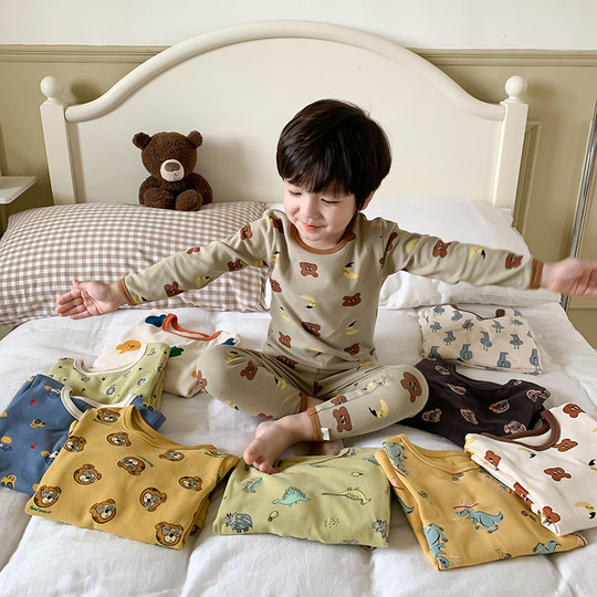 Conjunto de abrigo y calzoncillos largos de otoño con marco de lana y pijama para niño